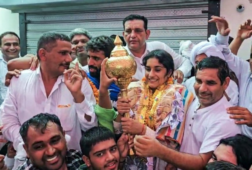 Raksha Bandhan 2024: Vinesh Phogat Receives Special Gift From Brother In Balali Village I WATCH Video