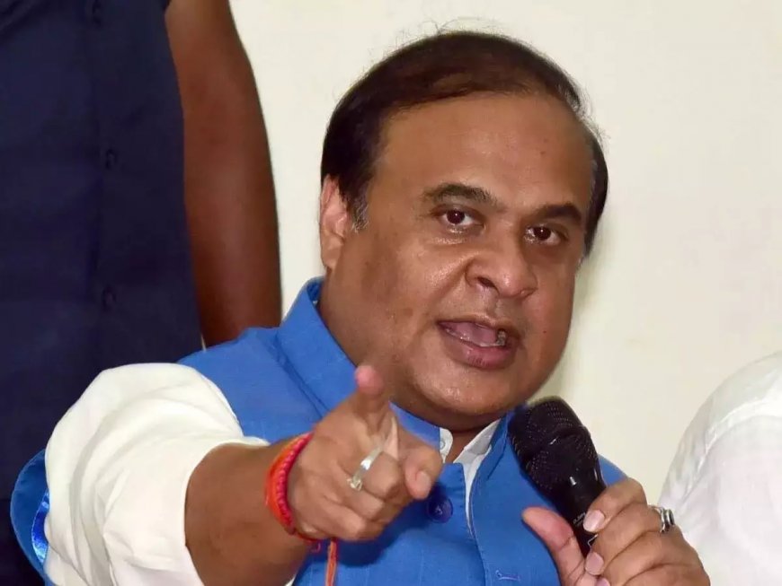 Assam CM Himanta Biswa Sarma Attacks Journalist’s Religious Identity, Links Him With ‘Muslim University’