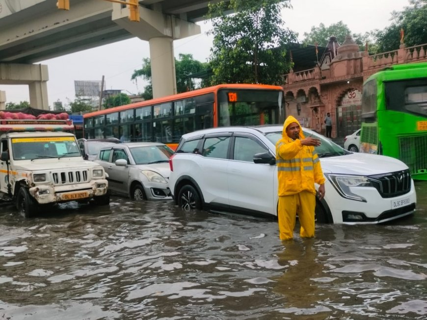 Gujarat Rains: IMD Issues Heavy Rain Forecast for 3 Days as Downpour Cripples Life in State | Key Updates