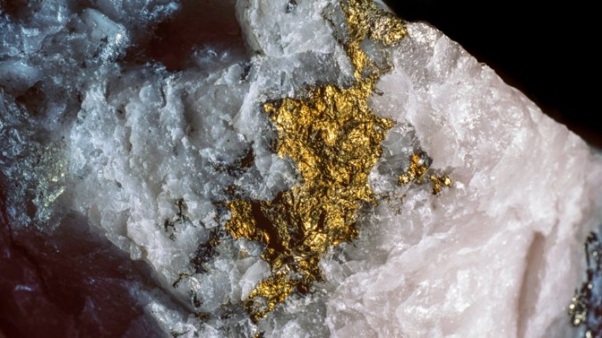 How earthquakes build beefy gold nuggets