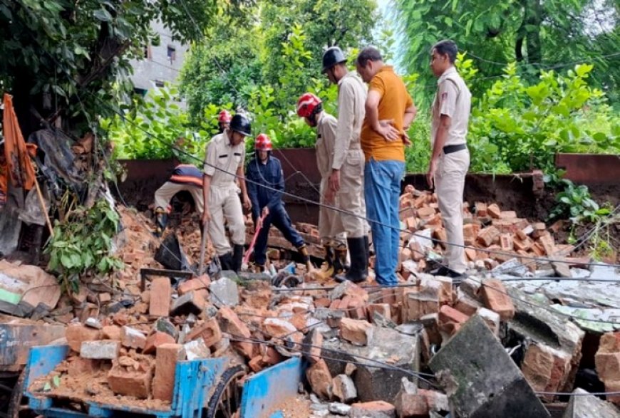 Delhi wall collapse: One dead, two injured as Dargah wall collapse in Nabi Karim area