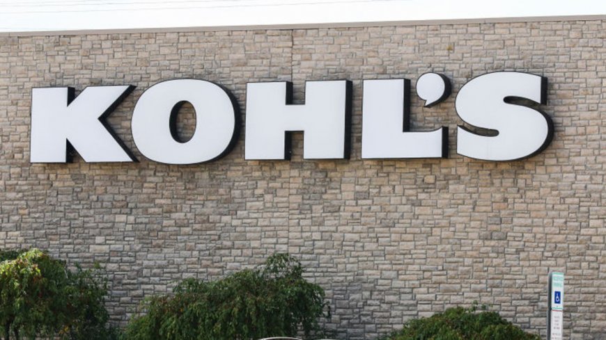 Kohl's is selling a 'powerful' NutriBullet blender for over 50% off — and shoppers say it 'crushes ice' with ease