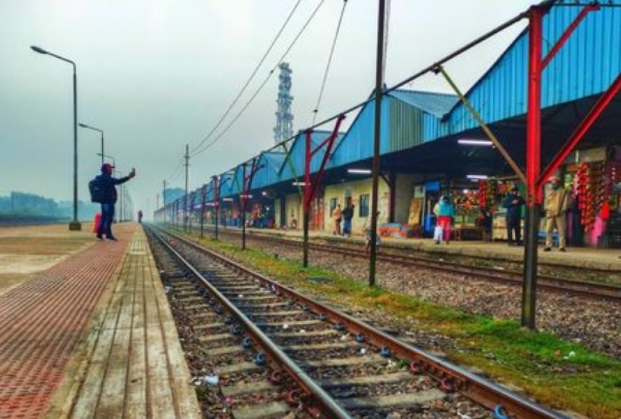 This Railway station in India requires passport and visa for platform access, it is located in…