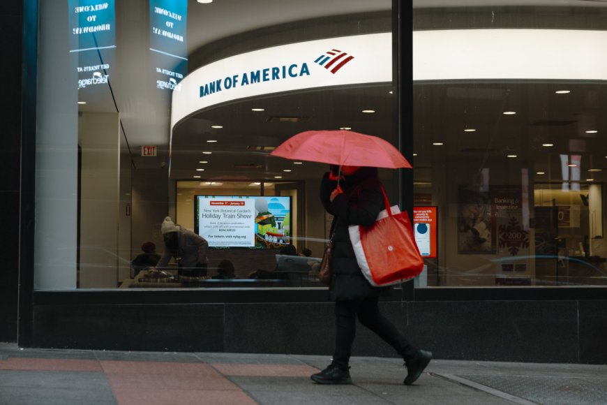 Chase, Bank of America crack down on startling workplace trend