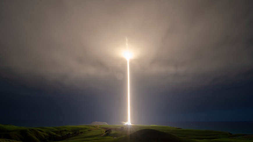 Veteran analyst makes surprising decision on Rocket Lab stock after surge